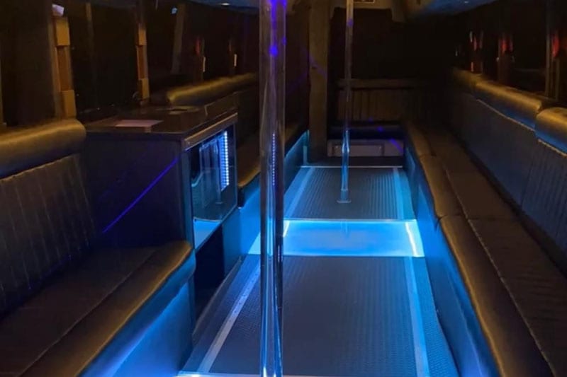 55 Passenger Coach thumbnail 3