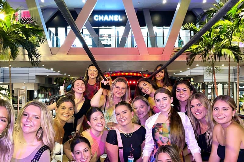 Open-Air Party Bus thumbnail 2